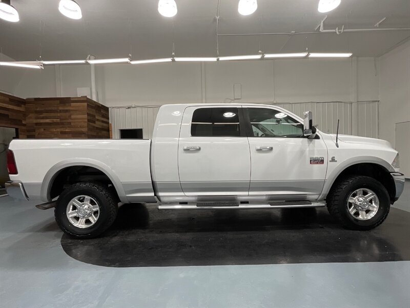 2012 RAM 2500 Laramie MEGACAB 4X4 / 6.7L DIESEL / NEW TIRES  / ZERO RUST - Photo 4 - Gladstone, OR 97027