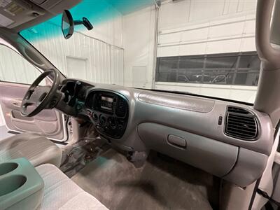 2000 Toyota Tundra SR5 4X4 / 4.7L V8 / LOCAL TRUCK w. ZERO RUST  / Towing Pkg / Extended Cab - Photo 19 - Gladstone, OR 97027