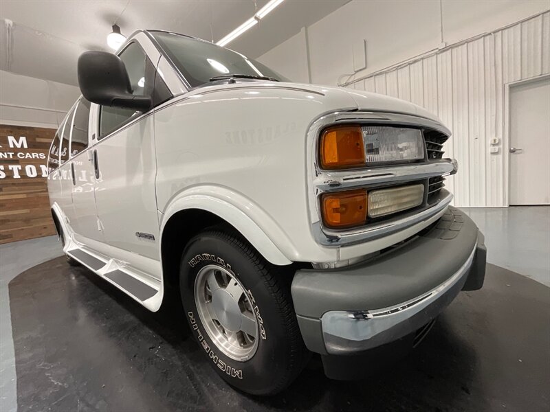 2000 Chevrolet Express G1500 CUSTOM CRAFT VAN  / ONLY 6,000 MILES   - Photo 44 - Gladstone, OR 97027