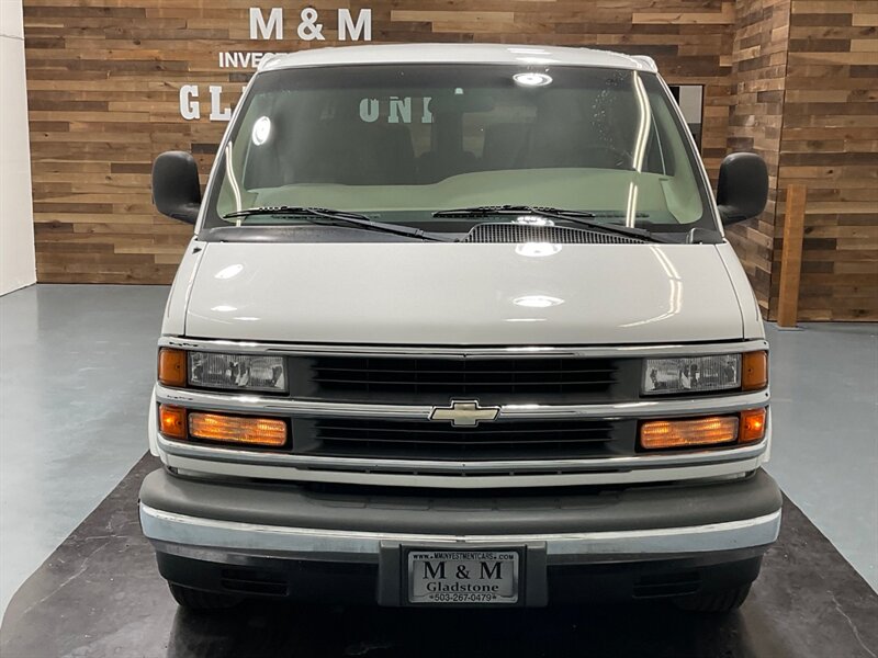 2000 Chevrolet Express G1500 CUSTOM CRAFT VAN  / ONLY 6,000 MILES   - Photo 5 - Gladstone, OR 97027