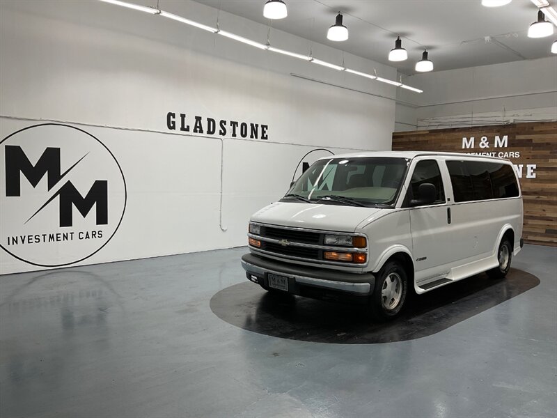 2000 Chevrolet Express G1500 CUSTOM CRAFT VAN  / ONLY 6,000 MILES   - Photo 54 - Gladstone, OR 97027