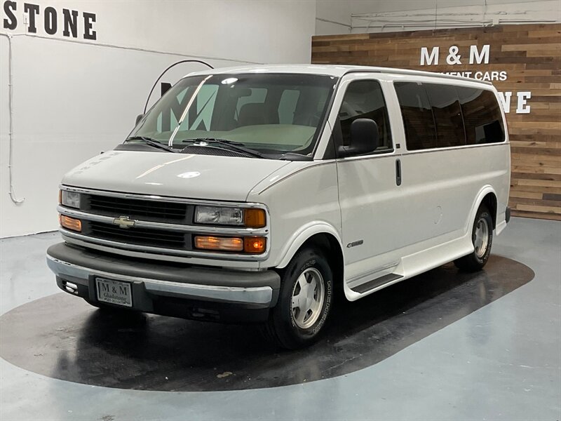 2000 Chevrolet Express G1500 CUSTOM CRAFT VAN  / ONLY 6,000 MILES   - Photo 1 - Gladstone, OR 97027