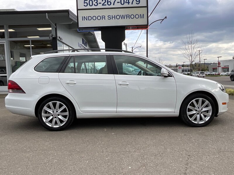 2014 Volkswagen Jetta SportWagen TDI / 4Cyl TURBO DIESEL / 46,000 MILES  /PANORAMA MOONROOF / Leather & Heated Seats / SUPER CLEAN !! - Photo 6 - Gladstone, OR 97027