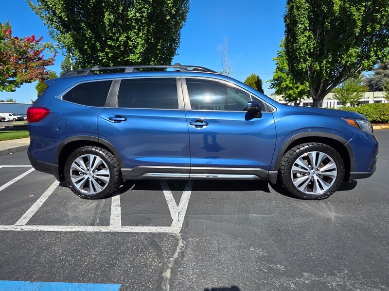 2022 Subaru Ascent Limited 7-Passenger SUV / 2.4L TURBO  / ALL WHEEL DRIVE /  EYE SIGHT / LANE DEPARTURE / BLIND SPOT / ADAPTIVE CRUISE / 7-PASSENGER / FULLY LOADED / 50K ORIGINAL MILES / 1- OWNER - Photo 4 - Portland, OR 97217
