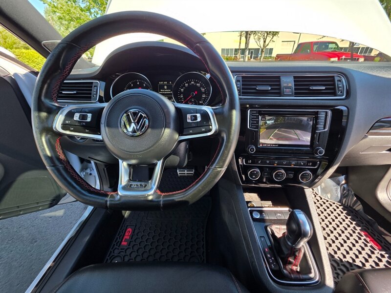 2017 Volkswagen Jetta 2.0T GLI / ROTIFORM WHEELS / PADDLE SHIFTS / 2ND SET OF OEM WHEELS + TIRES - Photo 41 - Portland, OR 97217