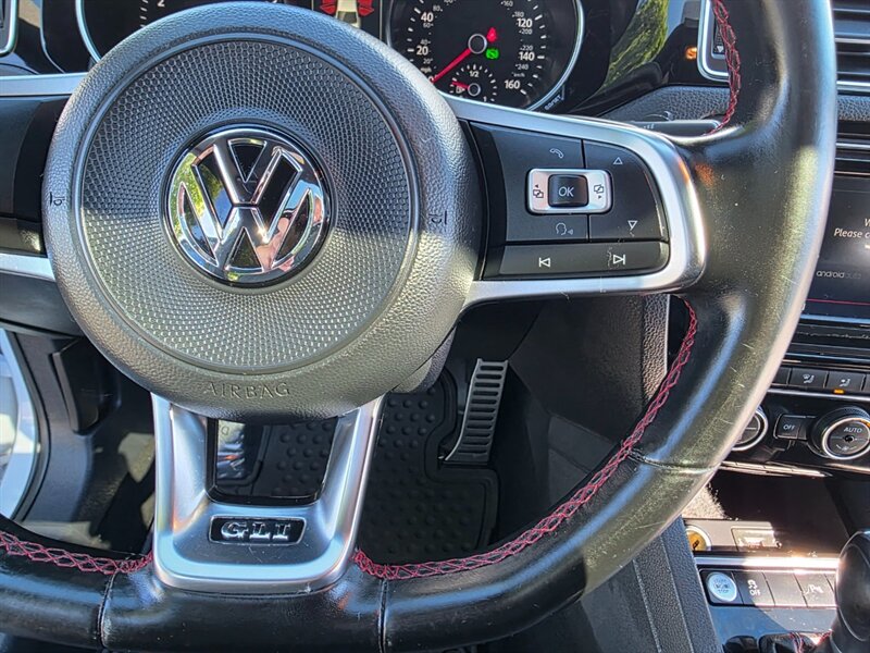 2017 Volkswagen Jetta 2.0T GLI / ROTIFORM WHEELS / PADDLE SHIFTS / 2ND SET OF OEM WHEELS + TIRES - Photo 34 - Portland, OR 97217