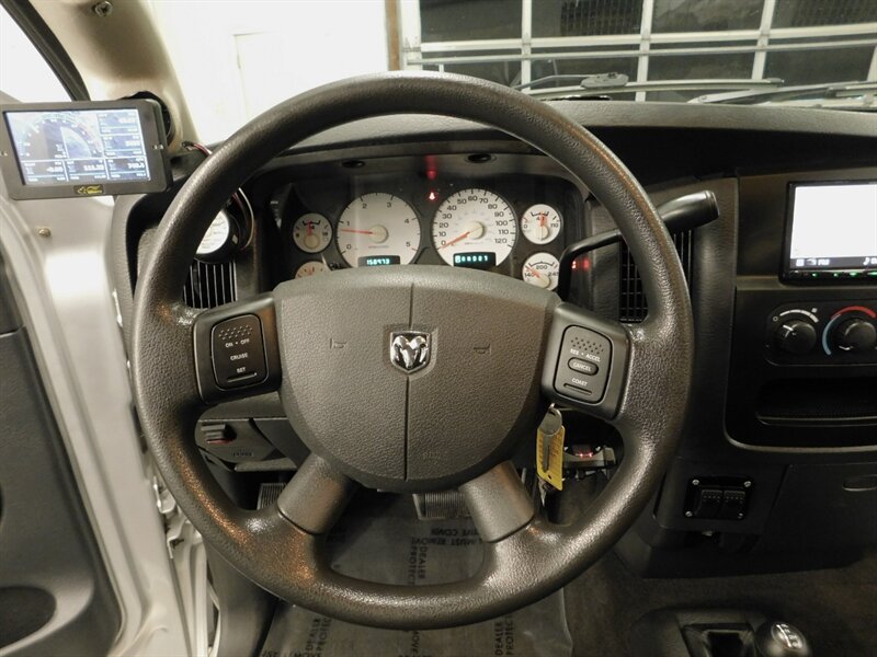 2004 Dodge Ram 2500 SLT 4X4 5.9L CUMMINS   - Photo 17 - Gladstone, OR 97027