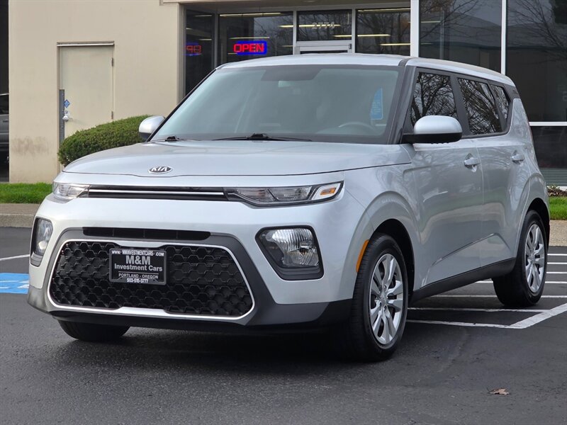 2020 Kia Soul WAGON Apple CarPlay & Android Auto NEW LOCAL TRADE 4-CYL 2.0L Back-Up CAM / Excellent Condition - Photo 1 - Portland, OR 97217