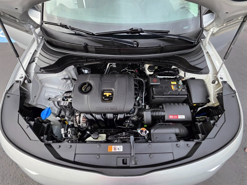 2020 Kia Soul WAGON Apple CarPlay & Android Auto NEW LOCAL TRADE 4-CYL 2.0L Back-Up CAM / Excellent Condition - Photo 30 - Portland, OR 97217