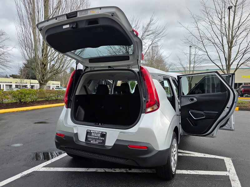 2020 Kia Soul WAGON Apple CarPlay & Android Auto NEW LOCAL TRADE 4-CYL 2.0L Back-Up CAM / Excellent Condition - Photo 28 - Portland, OR 97217