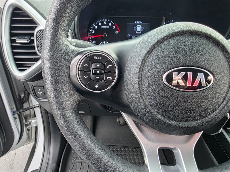 2020 Kia Soul WAGON Apple CarPlay & Android Auto NEW LOCAL TRADE 4-CYL 2.0L Back-Up CAM / Excellent Condition - Photo 31 - Portland, OR 97217