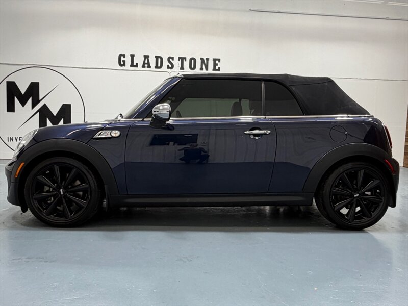 2014 MINI Convertible Cooper S Convertible Leather Seats /ONLY 36K MILES  /Sport Pkg / Leather Heated Seats - Photo 3 - Gladstone, OR 97027