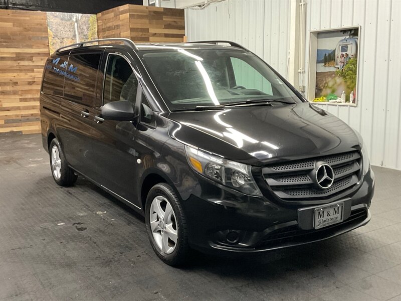 2017 Mercedes-Benz Metris Passenger Minivan / Leather / 3RD SEAT/48,000 MILE  1-OWNER LOCAL OREGON VAN / Backup Camera - Photo 2 - Gladstone, OR 97027