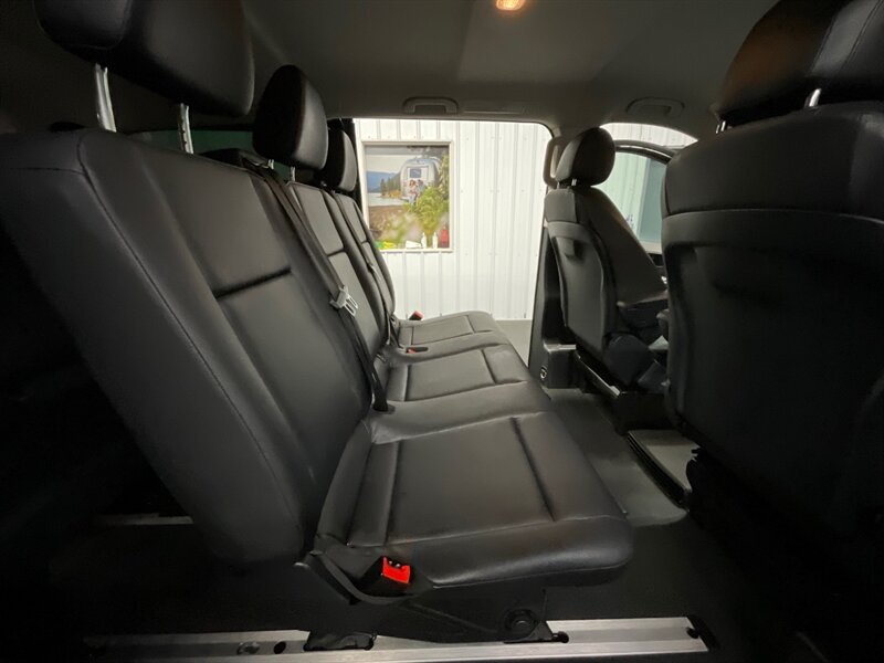 2017 Mercedes-Benz Metris Passenger Minivan / Leather / 3RD SEAT/48,000 MILE  1-OWNER LOCAL OREGON VAN / Backup Camera - Photo 17 - Gladstone, OR 97027