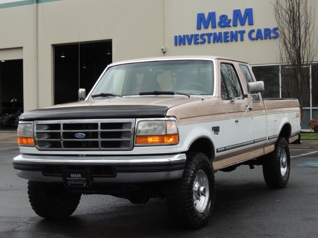 1996 Ford F-250 XLT / 4X4 / 7.3L Turbo Diesel / 5 Speed Manual