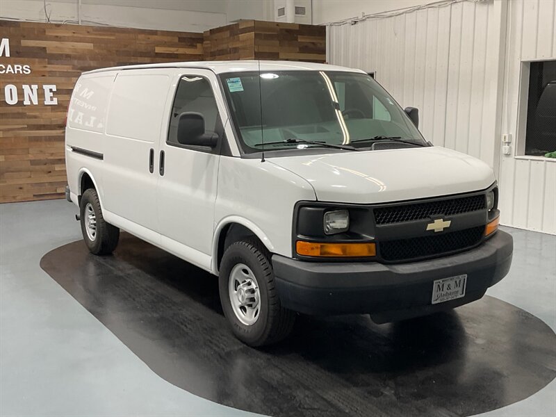 2014 Chevrolet Express Cargo Van 2500 / 4.8L V8 / 1-OWNER / Excel Cond  / SUPER CLEAN CARGO VAN - Photo 2 - Gladstone, OR 97027