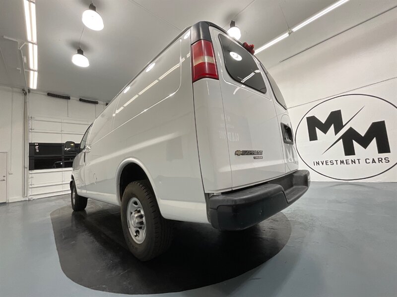 2014 Chevrolet Express Cargo Van 2500 / 4.8L V8 / 1-OWNER / Excel Cond  / SUPER CLEAN CARGO VAN - Photo 33 - Gladstone, OR 97027