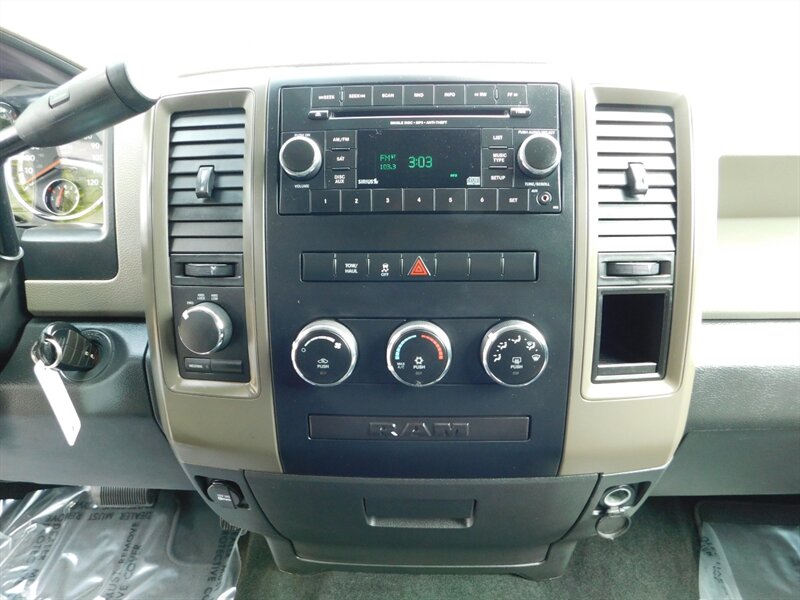 2012 RAM 1500 ST Crew Cab 4X4 5.7L HEMI / Dual Exhaust / CLEAN   - Photo 20 - Portland, OR 97217