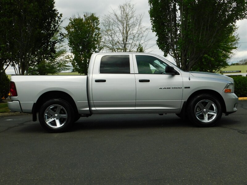 2012 RAM 1500 ST Crew Cab 4X4 5.7L HEMI / Dual Exhaust / CLEAN   - Photo 4 - Portland, OR 97217