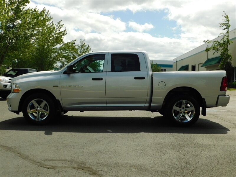 2012 RAM 1500 ST Crew Cab 4X4 5.7L HEMI / Dual Exhaust / CLEAN   - Photo 3 - Portland, OR 97217