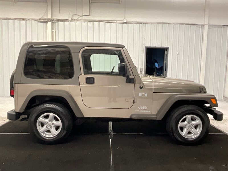 2005 Jeep Wrangler X Sport Utility 4X4 /4.0L 6Cyl/HARD TOP / 70K MILE  / LOCAL SUV / RUST FREE - Photo 4 - Gladstone, OR 97027