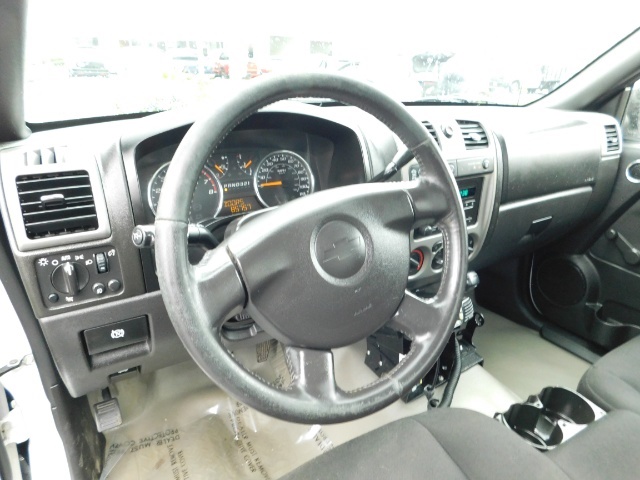 2011 Chevrolet Colorado Regular Cab / FLAT BED / 4X4 / LOW MILES / Clean   - Photo 14 - Portland, OR 97217