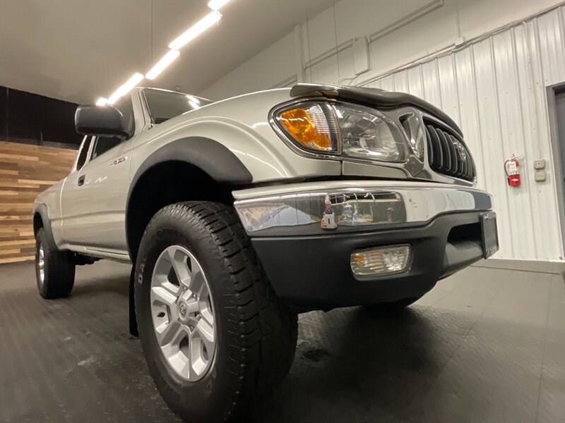 2004 Toyota Tacoma V6 4X4 / TRD OFF RD / FRESH TIMING BELT SERVICE   - Photo 10 - Gladstone, OR 97027