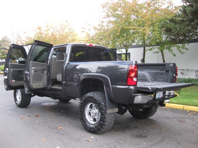 2004 Chevrolet Silverado 2500 LS/4WD/ Duramax turbo Diesel/LIFTED   - Photo 11 - Portland, OR 97217