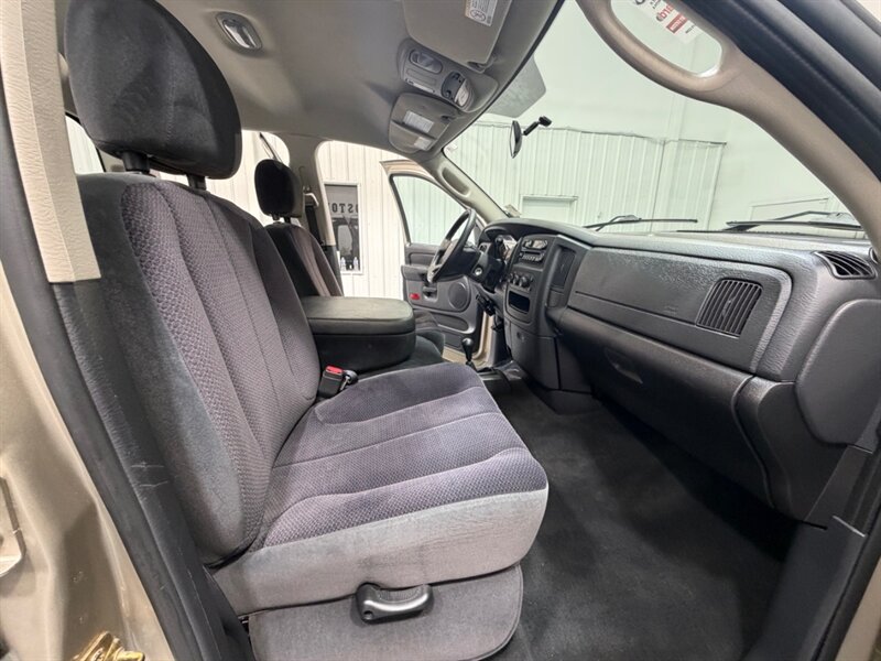 2004 Dodge Ram 2500 SLT 4X4 5.9L CUMMINS DIESEL /1-OWNER /97K MILES /LONG BED / ZERO RUST / Excel Cond - Photo 15 - Gladstone, OR 97027