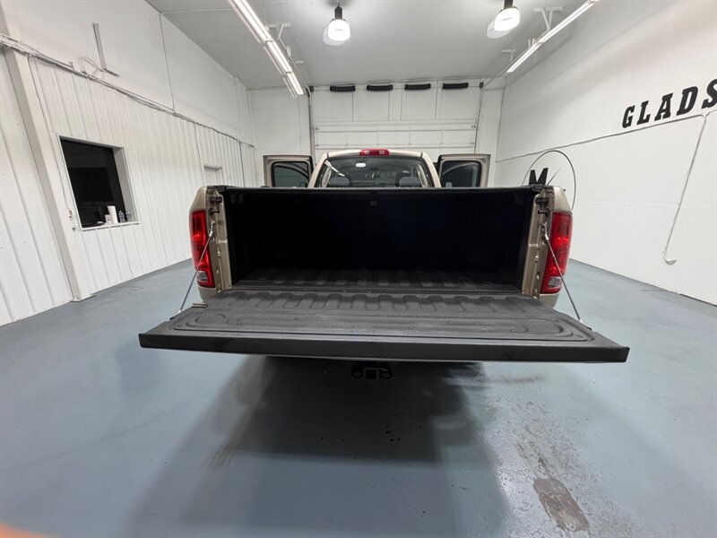 2004 Dodge Ram 2500 SLT 4X4 5.9L CUMMINS DIESEL /1-OWNER /97K MILES /LONG BED / ZERO RUST / Excel Cond - Photo 42 - Gladstone, OR 97027