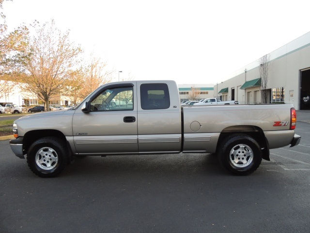 1999 Chevrolet Silverado 1500 LT / 4WD/ 3RD / Leather   - Photo 3 - Portland, OR 97217