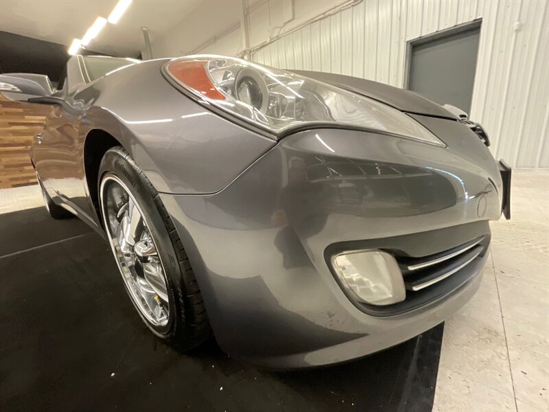 2011 Hyundai Genesis Coupe 3.8L Grand Touring/ Navi / Sunroof / Leather  / Heated Seats / Excel Cond - Photo 27 - Gladstone, OR 97027