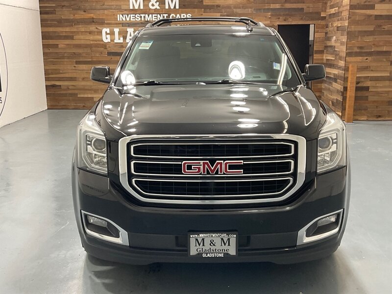 2017 GMC Yukon SLT 4X4 / 5.3L V8 / Leather w. Heated & Cooled  Seat / Excel Cond - Photo 5 - Gladstone, OR 97027