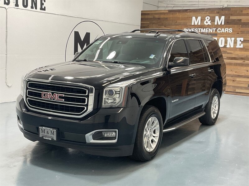 2017 GMC Yukon SLT 4X4 / 5.3L V8 / Leather w. Heated & Cooled  Seat / Excel Cond - Photo 1 - Gladstone, OR 97027