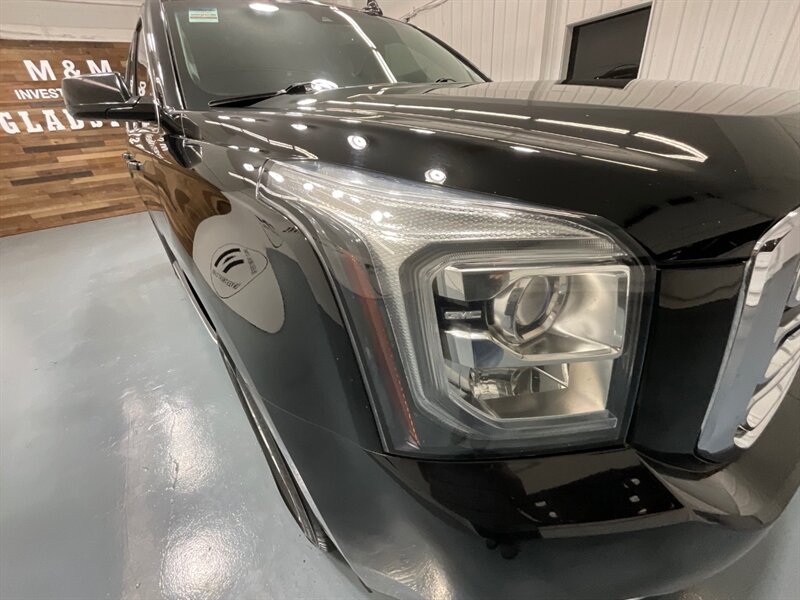 2017 GMC Yukon SLT 4X4 / 5.3L V8 / Leather w. Heated & Cooled  Seat / Excel Cond - Photo 27 - Gladstone, OR 97027