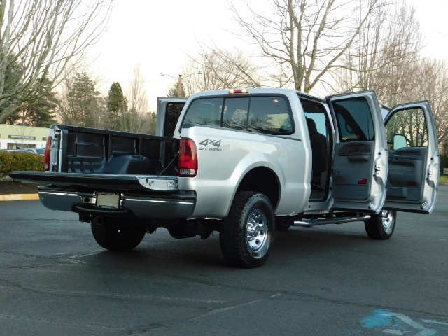 2002 Ford F-250 Super Duty XLT 4DR / 4X4 / V10 / ORIGINAL OWNER   - Photo 26 - Portland, OR 97217