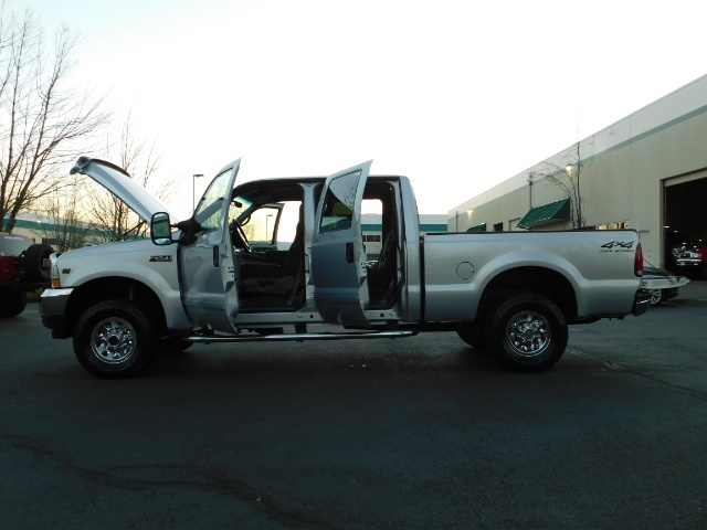 2002 Ford F-250 Super Duty XLT 4DR / 4X4 / V10 / ORIGINAL OWNER   - Photo 23 - Portland, OR 97217