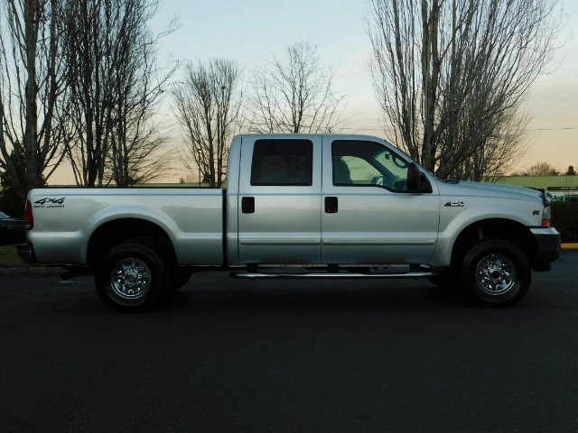 2002 Ford F-250 Super Duty XLT 4DR / 4X4 / V10 / ORIGINAL OWNER   - Photo 4 - Portland, OR 97217