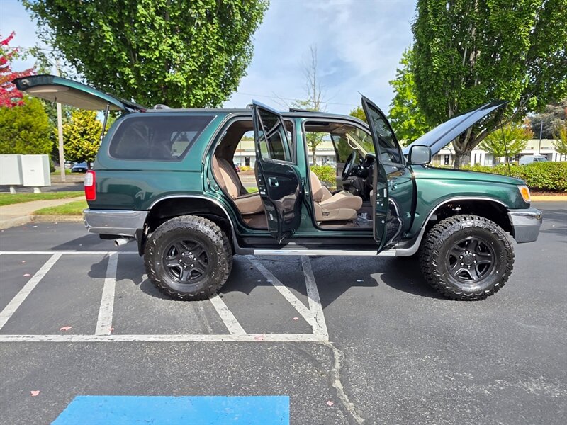 1999 Toyota 4Runner 4X4 V6/ 5-SPEED MANUAL / TIMING BELT DONE / LIFTED / 3.4 L / NEW TIRES / NEW LIFT / ZERO RUST !! - Photo 24 - Portland, OR 97217