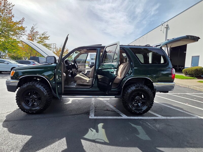 1999 Toyota 4Runner 4X4 V6/ 5-SPEED MANUAL / TIMING BELT DONE / LIFTED / 3.4 L / NEW TIRES / NEW LIFT / ZERO RUST !! - Photo 23 - Portland, OR 97217