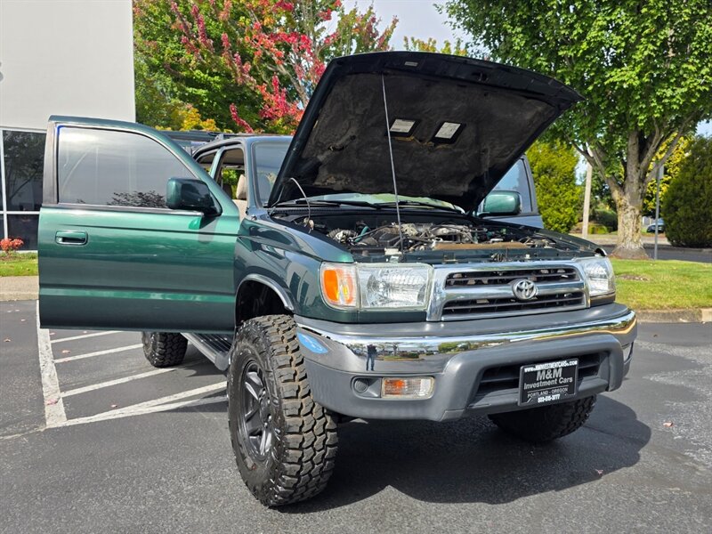 1999 Toyota 4Runner 4X4 V6/ 5-SPEED MANUAL / TIMING BELT DONE / LIFTED / 3.4 L / NEW TIRES / NEW LIFT / ZERO RUST !! - Photo 26 - Portland, OR 97217