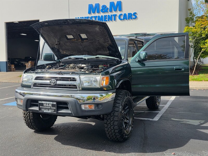 1999 Toyota 4Runner 4X4 V6/ 5-SPEED MANUAL / TIMING BELT DONE / LIFTED / 3.4 L / NEW TIRES / NEW LIFT / ZERO RUST !! - Photo 25 - Portland, OR 97217