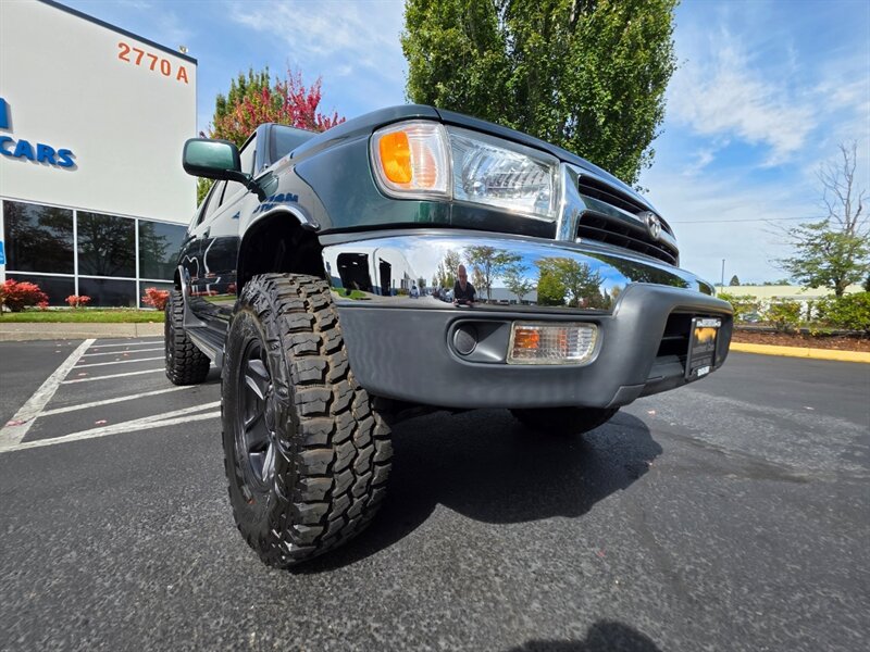1999 Toyota 4Runner 4X4 V6/ 5-SPEED MANUAL / TIMING BELT DONE / LIFTED / 3.4 L / NEW TIRES / NEW LIFT / ZERO RUST !! - Photo 10 - Portland, OR 97217