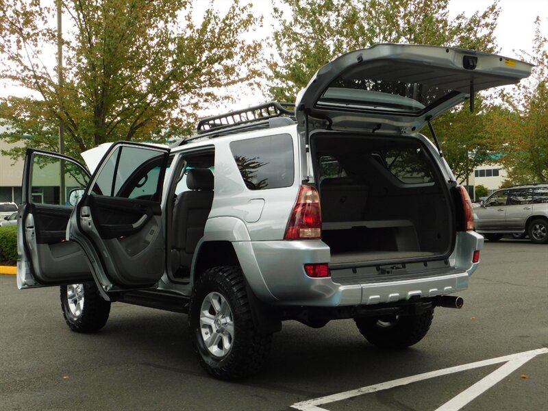 2005 Toyota 4Runner Limited 4X4 / V8 / DIFF LOCK / LEATHER / NEW LIFT   - Photo 26 - Portland, OR 97217