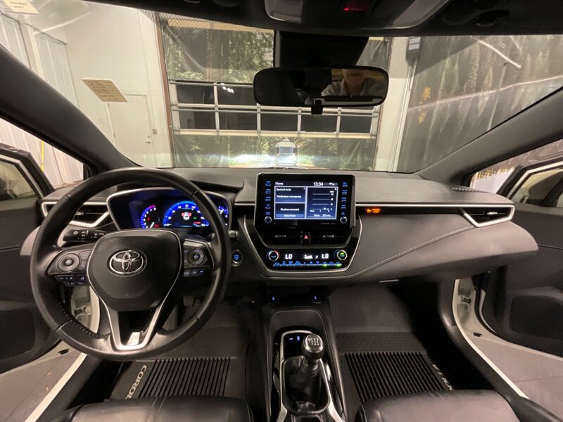 2019 Toyota Corolla XSE HATCHBACK / LEATHER / 1-OWNER / 6-SPEED   - Photo 27 - Gladstone, OR 97027