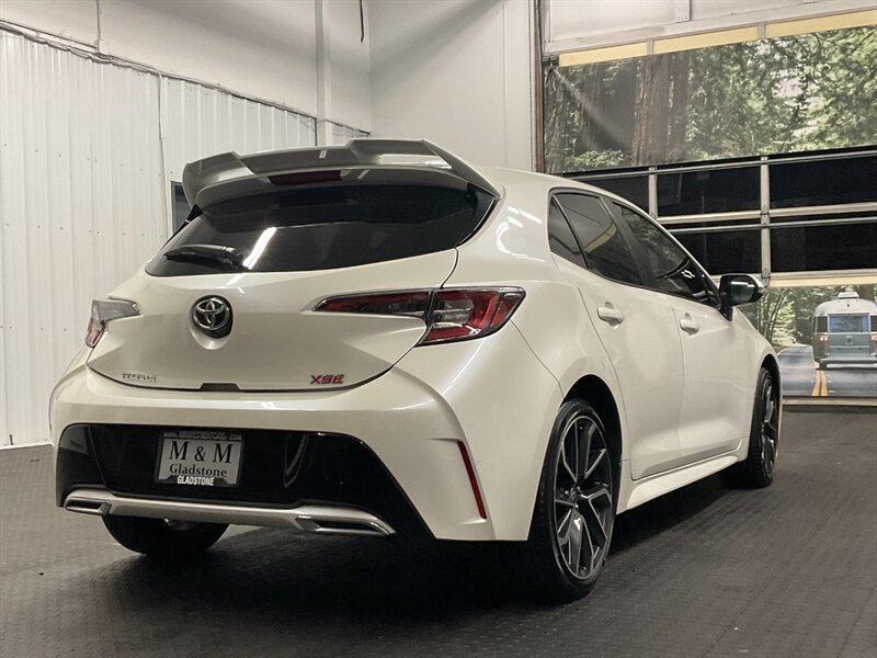 2019 Toyota Corolla XSE HATCHBACK / LEATHER / 1-OWNER / 6-SPEED   - Photo 8 - Gladstone, OR 97027