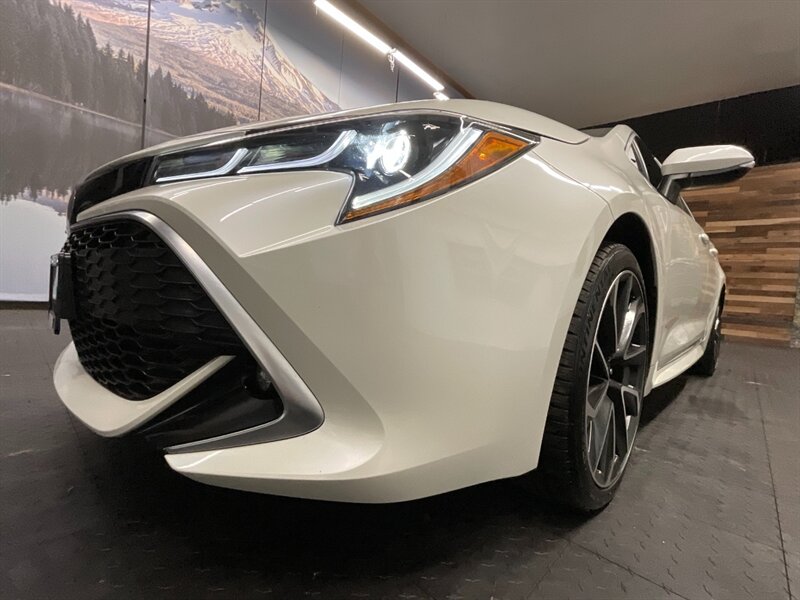 2019 Toyota Corolla XSE HATCHBACK / LEATHER / 1-OWNER / 6-SPEED   - Photo 9 - Gladstone, OR 97027