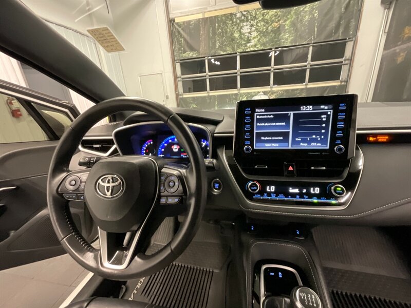 2019 Toyota Corolla XSE HATCHBACK / LEATHER / 1-OWNER / 6-SPEED   - Photo 18 - Gladstone, OR 97027