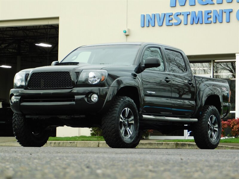 2006 Toyota Tacoma V6 4X4 / 6 SPEED /  TRD / LOW MILES / LIFTED   - Photo 1 - Portland, OR 97217