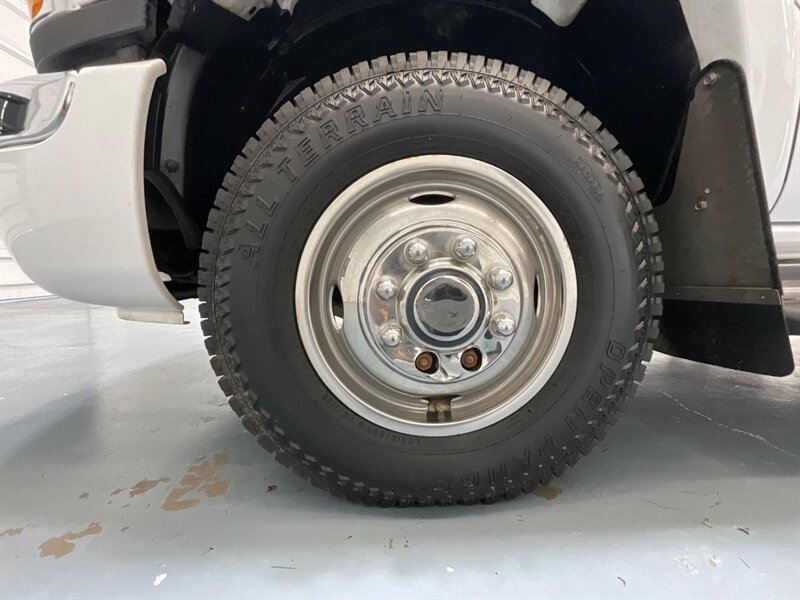 2006 GMC Sierra 3500 SLT /LONG BED / ZERO RUST / LEATHER HEATED SEATS - Photo 22 - Gladstone, OR 97027